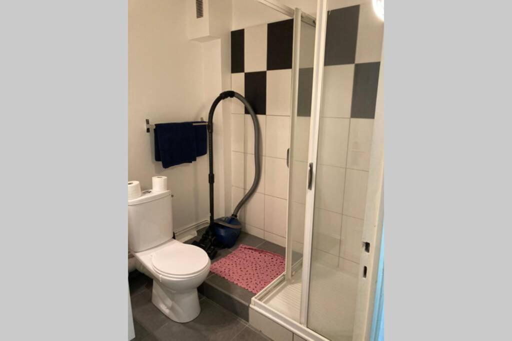 Studio Proche Centre, Gare Et Ecoles Valence (Drome)